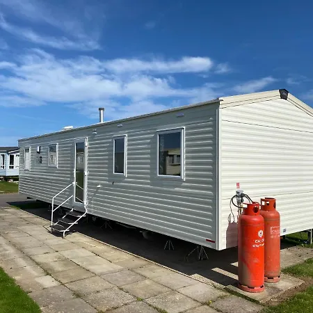 펜션 Charming 3-Bed Holiday Home At Primrose Valley *